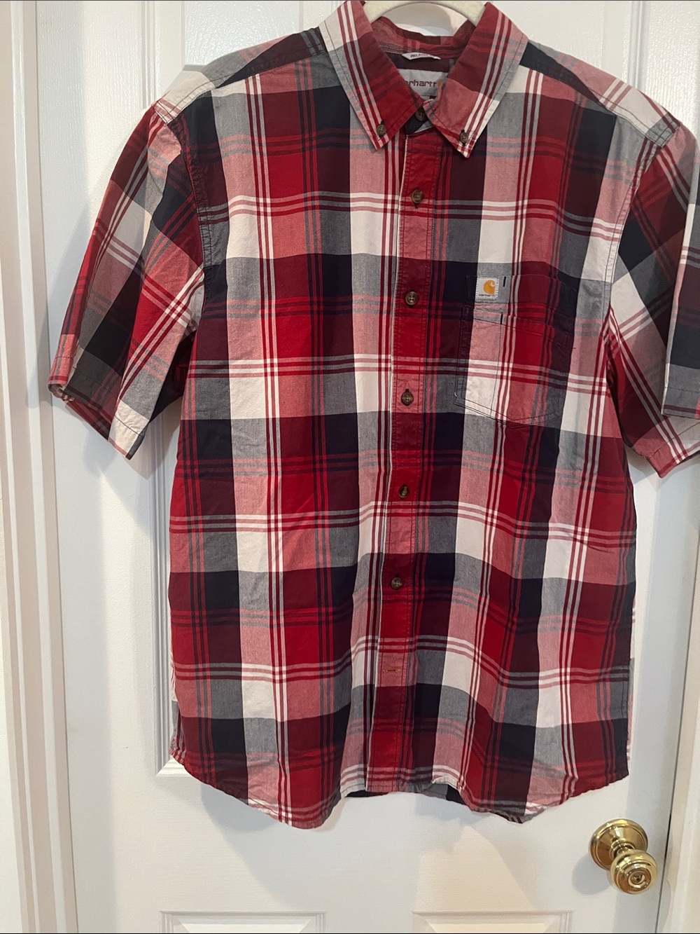 Carhartt Men’s Red, Black & White Plaid Short-Sleeve Button-Down Shirt